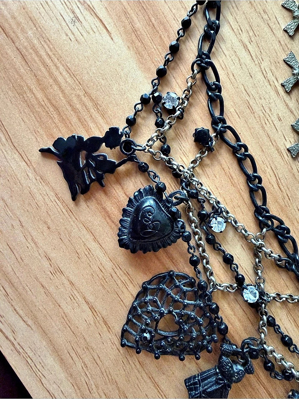 Rare Betsey Johnson Vanity Girls necklace - Picture 4 of 6